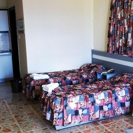 קאורה Clover Holiday Complex חדר תמונה